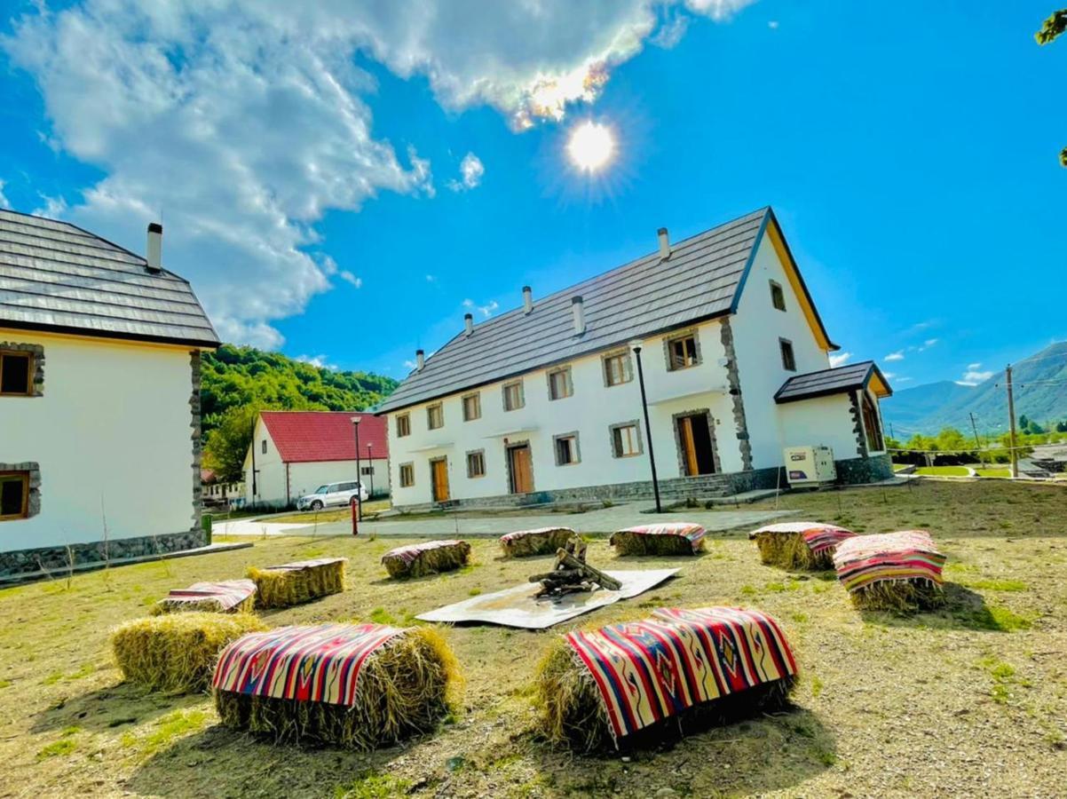 Hotel Vermoshi Tdc Екстериор снимка