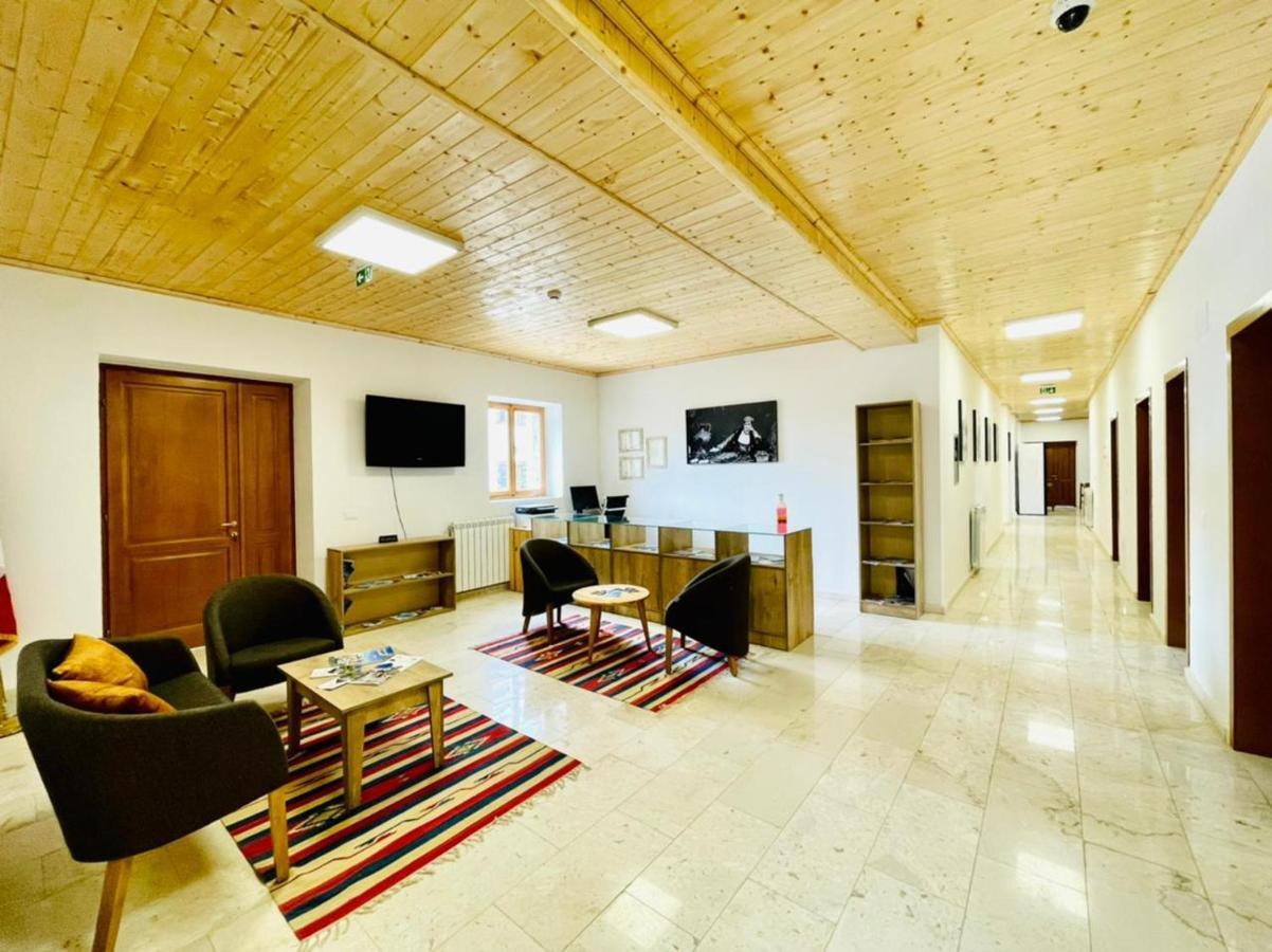 Hotel Vermoshi Tdc Екстериор снимка